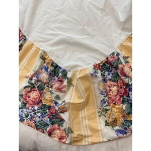 Vtg Twin Bedskirt Floral Shabby Cottage Farmhouse Yellow Stripes Roses Peony